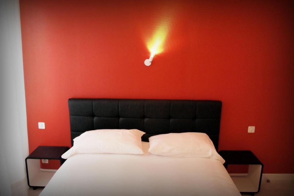 Hotel Le Rohu Séné Habitación foto